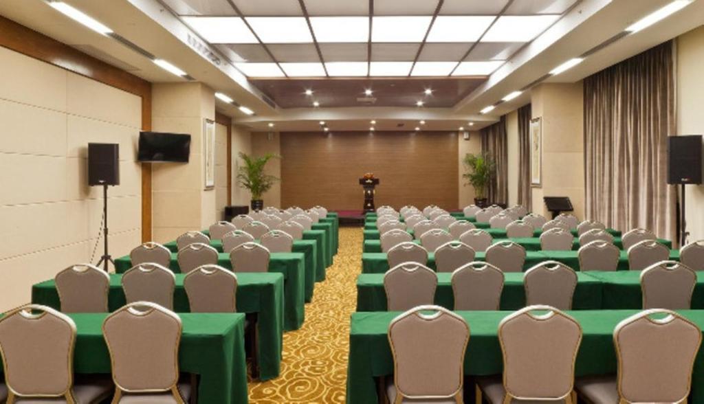 Haili Garden Hotel Guangzhou Bagian luar foto